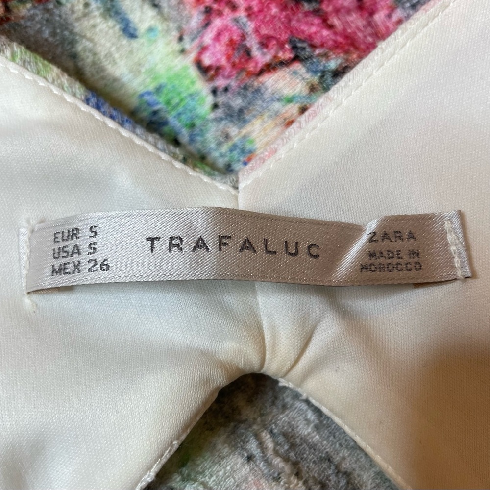 ZARA - Watercolor Art, Open Back, A-Line, White Dress Women’s sz S  (0192) - Picture 8 of 8